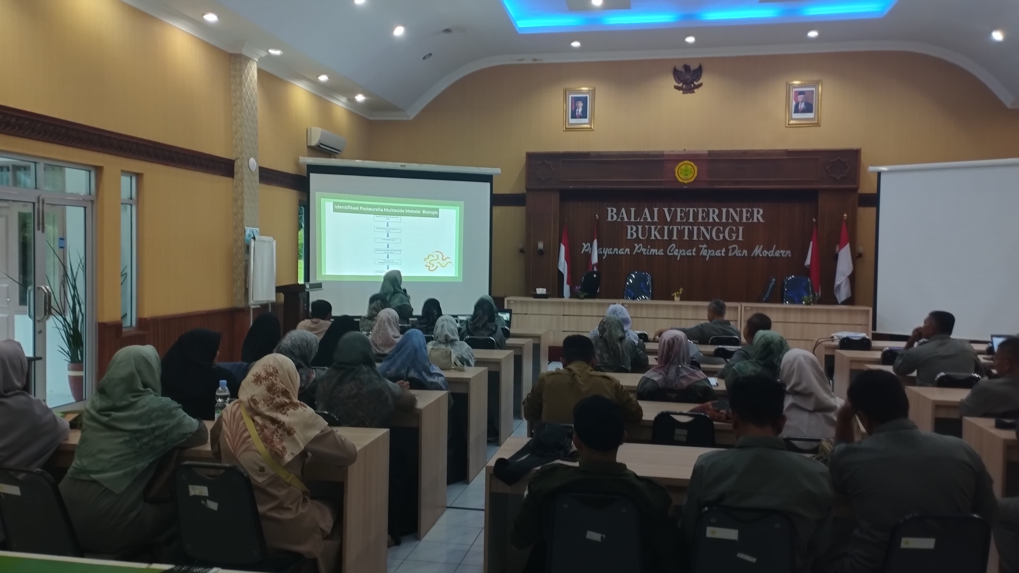 Seminar Internal di Balai Veteriner Bukittinggi, Selasa, 11 Juni 2024